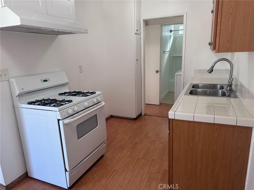 CUST - Residential Lease