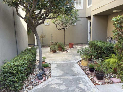 Photo of 8012 E Snowberry LN E, Anaheim Hills, CA 92808 (MLS # PW26168794)
