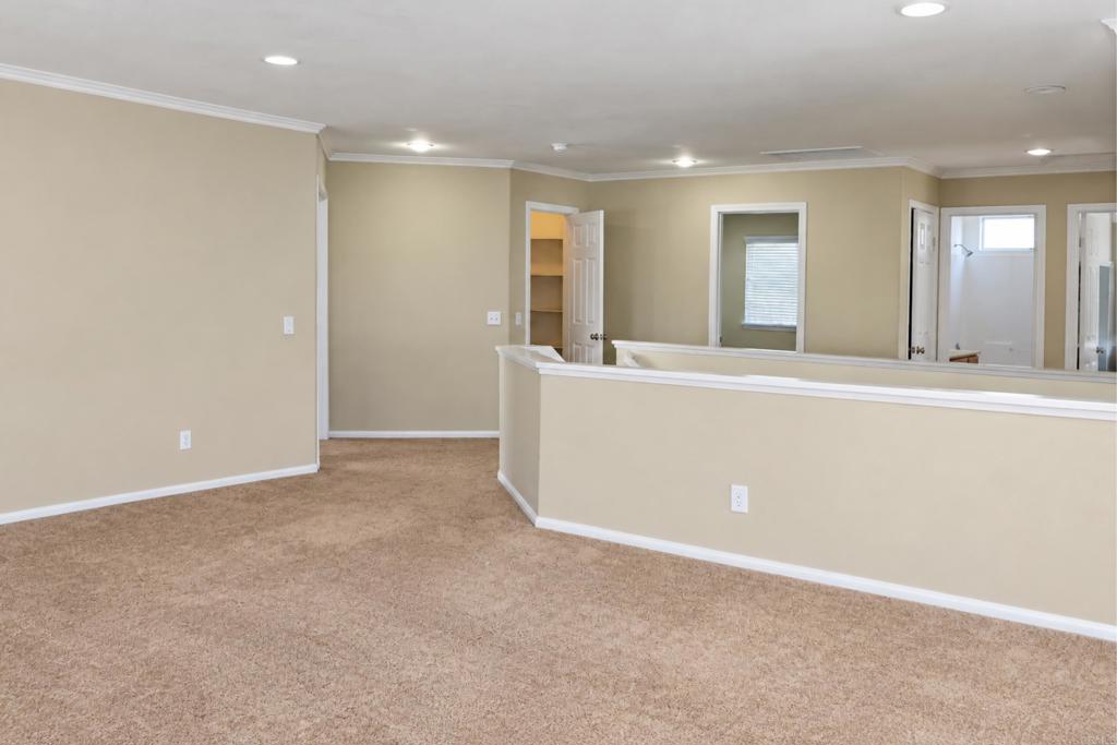 435 Lexington Circle