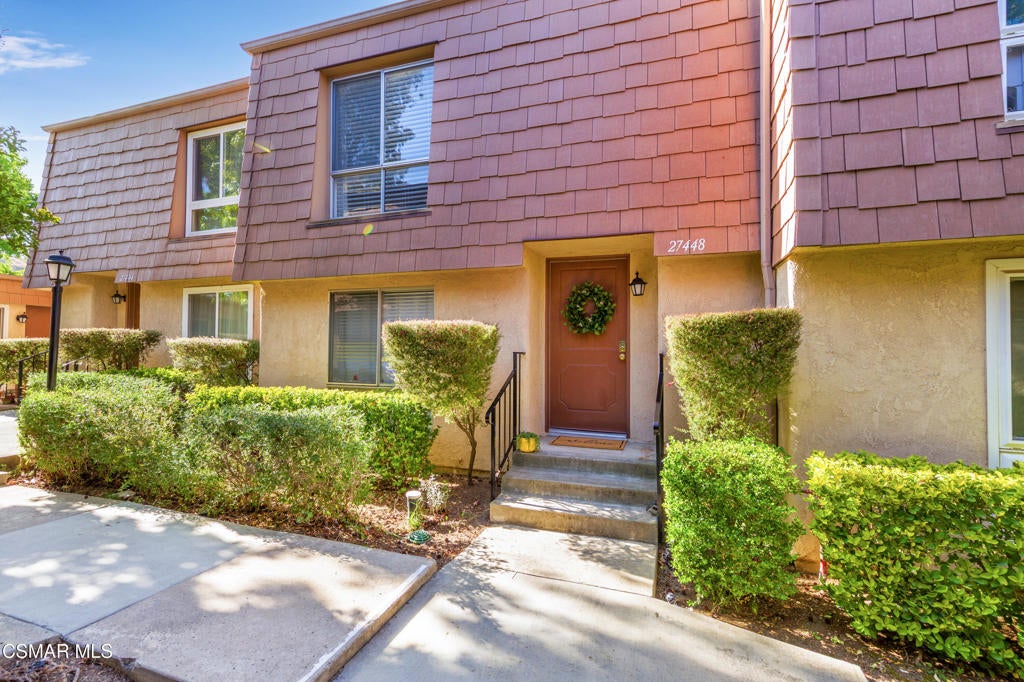 27448 Country Glen Road, Agoura Hills CA 91301