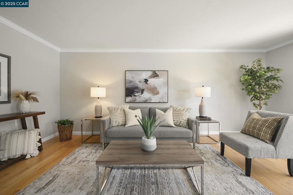 ROSSMOOR - Residential