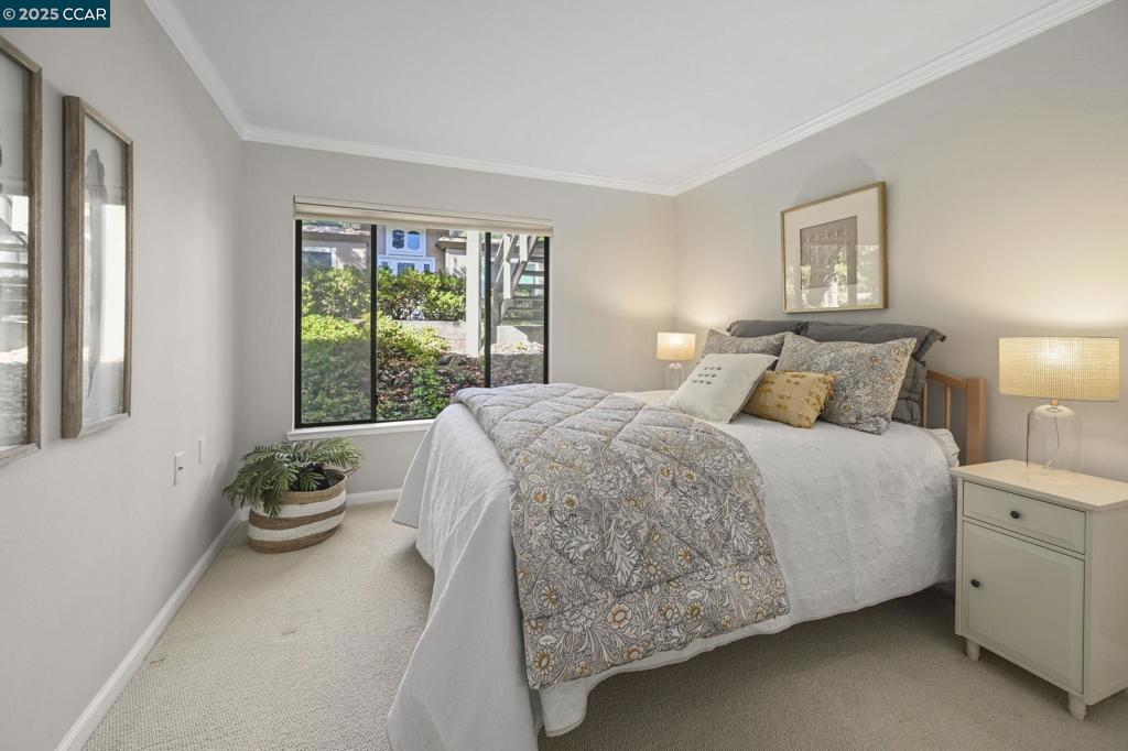 ROSSMOOR - Residential