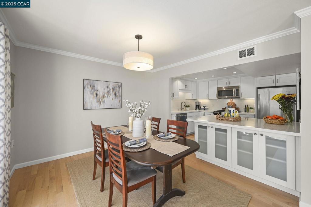 ROSSMOOR - Residential