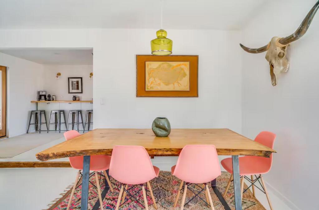 57725 Junipero Trail