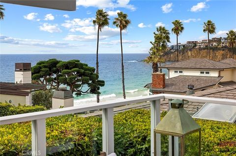 Photo of 32 Emerald Bay, Laguna Beach, CA 92651 (MLS # LG26033481)