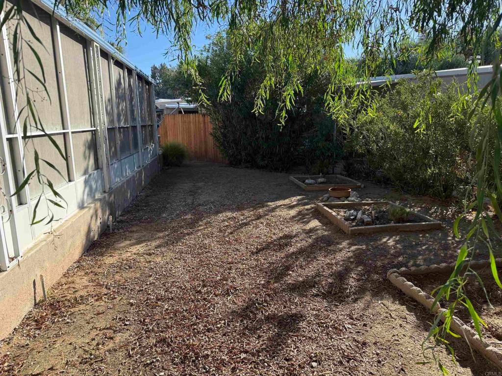 1010 Palm Canyon Drive 31