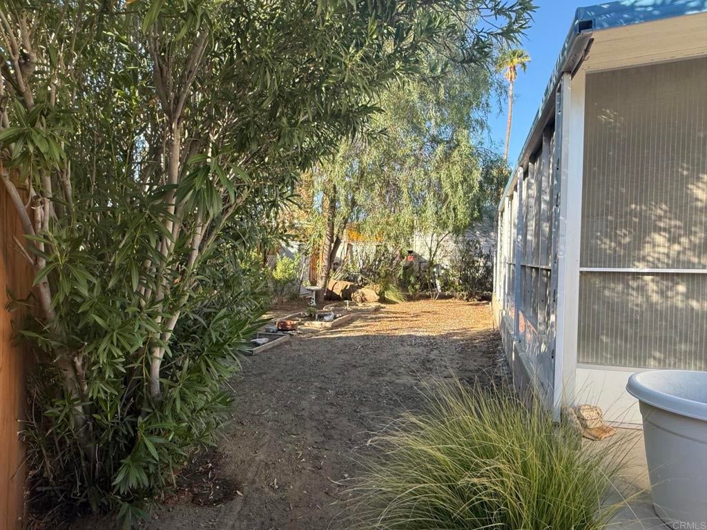 1010 Palm Canyon Drive 31