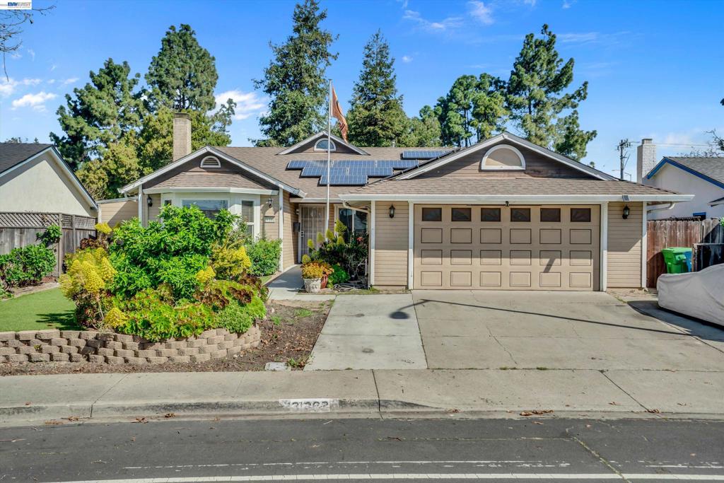 31262 San Andreas Dr
