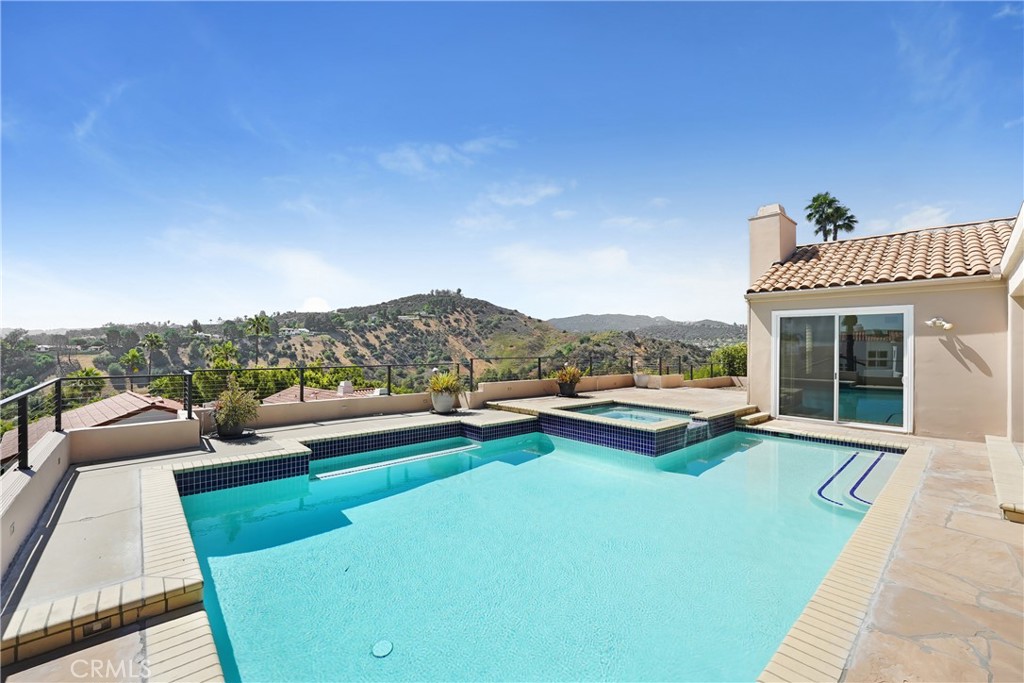 4570 Park Marbella