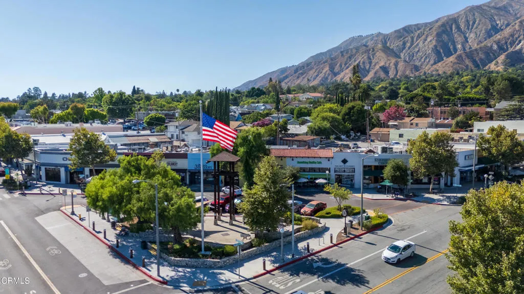 Sierra Madre, California 91024, United States, 3 Bedrooms Bedrooms, ,2 BathroomsBathrooms,Residential,Active,177808