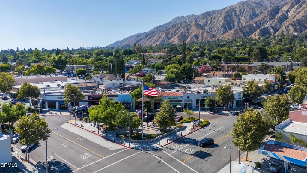 Sierra Madre, California 91024, United States, 3 Bedrooms Bedrooms, ,2 BathroomsBathrooms,Residential,Active,177808