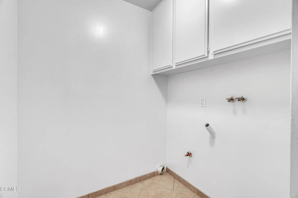 Sierra Madre, California 91024, United States, 3 Bedrooms Bedrooms, ,2 BathroomsBathrooms,Residential,Active,177808