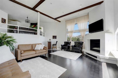 Photo of 8742 Azul DR, West Hills, CA 91304 (MLS # SR26218707)