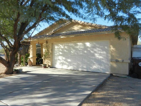 Photo of 1252 Roselle Avenue, Thermal, CA 92274 (MLS # 219153484DA)