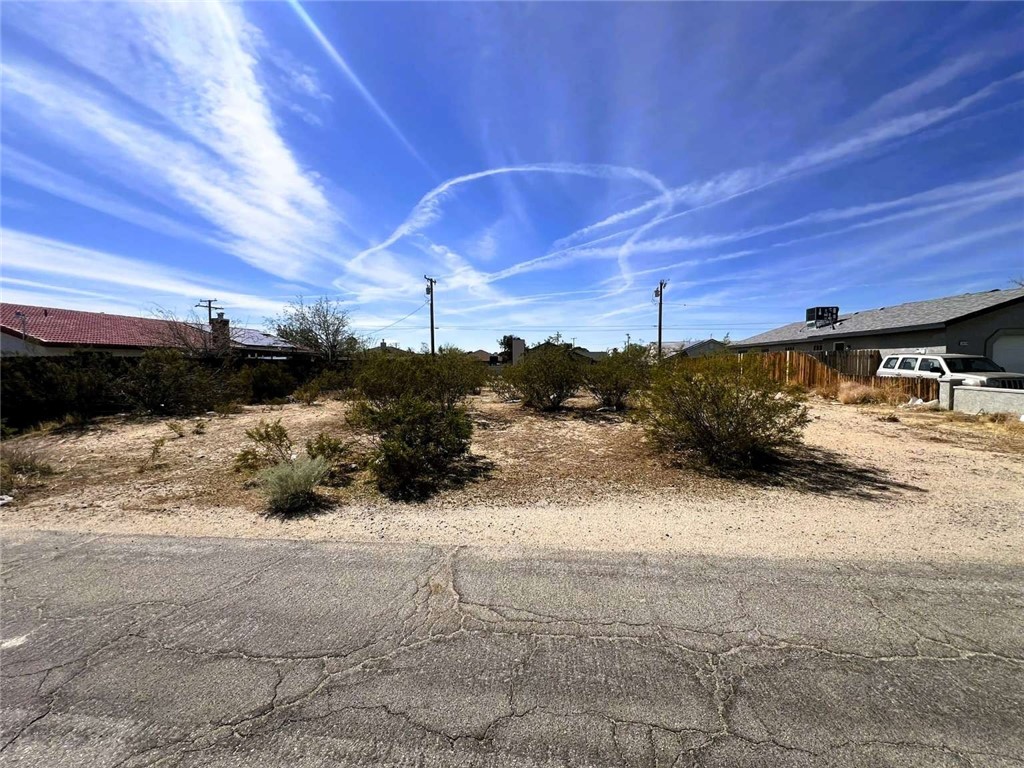 Creative Financing Available.
This is a rare lot with water, and power available to the property. Most homes in California City are on septic systems. You can see the neat homes in this desirable neighborhood around this property as well from the pictures.
Utility Information: Water: California City Water Lines In Road Per Map (Buyer To Verify) Power: Southern California Edison Lines Run At Rear of Property To Connect To (Buyer To Verify)