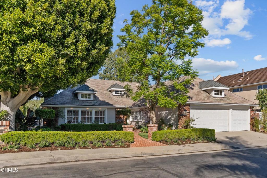 2596 Wallingford Drive