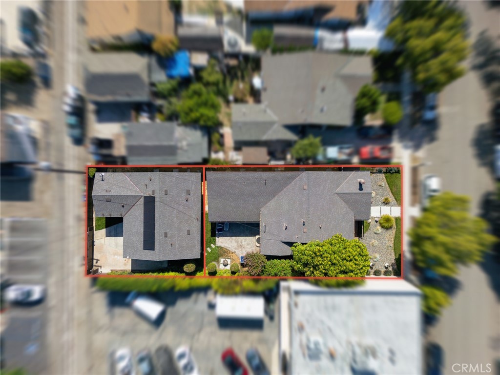 422 W Amerige Avenue