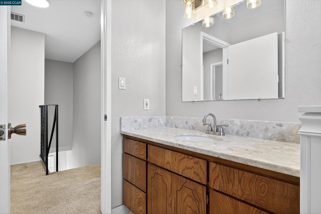 RODEO HILLS - Residential