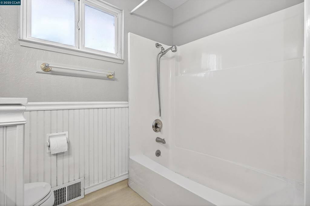 RODEO HILLS - Residential