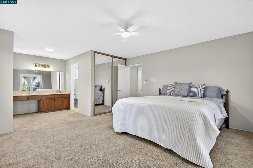 RODEO HILLS - Residential