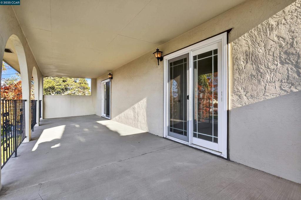 RODEO HILLS - Residential