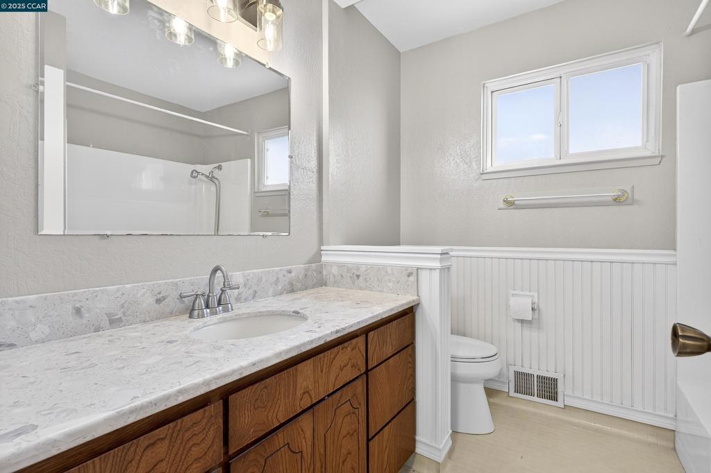 RODEO HILLS - Residential