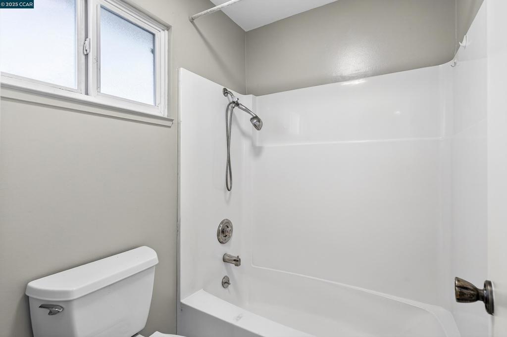 RODEO HILLS - Residential