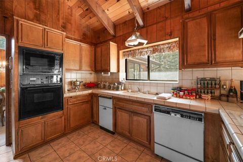 Tiny photo for 268 Olympic Dr, Big Bear Lake, CA 92315 (MLS # IG26049694)