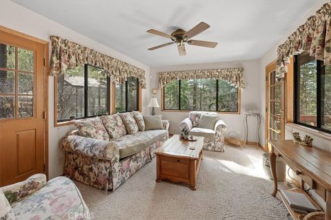 Tiny photo for 268 Olympic Dr, Big Bear Lake, CA 92315 (MLS # IG26049694)