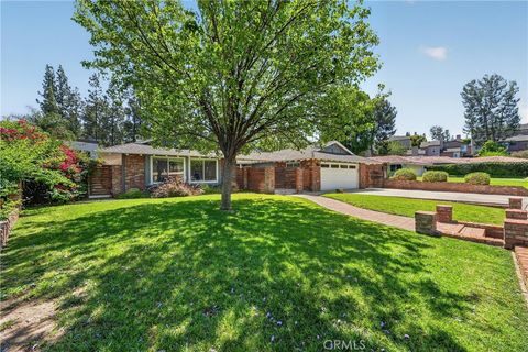 Photo of 945 Le Conte Drive, Riverside, CA 92507 (MLS # IV26092073)