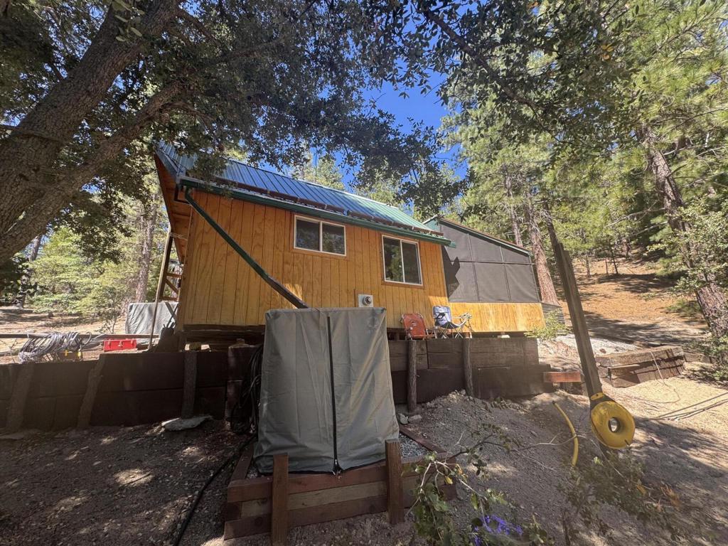 52660 Forest Route 4s02