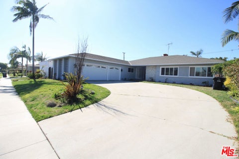 Photo of 6605 S Sherbourne Drive, Los Angeles, CA 90056 (MLS # 26698249)
