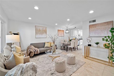 2338 Bunker Hill Costa Mesa CA 92626