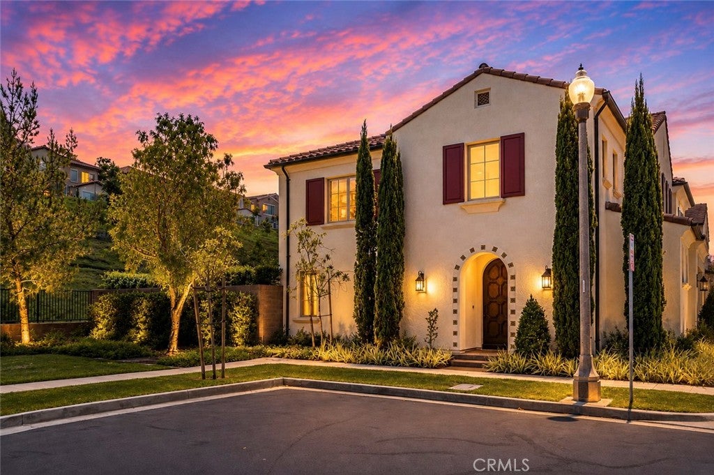 100 Della, Irvine CA 92602 - Photo 1