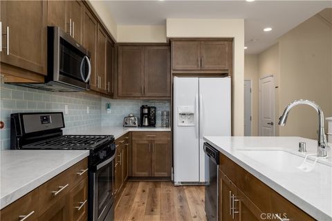 4271 Horvath Street 103 Corona CA 92883