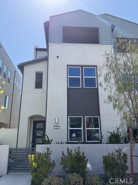Photo of 204 Baluster, Irvine, CA 92618 (MLS # OC26161658)
