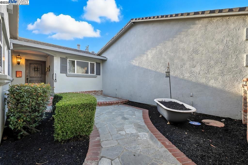 Photo of 37637 Canterbury St St, Fremont, CA 94536 (MLS # 41113630)