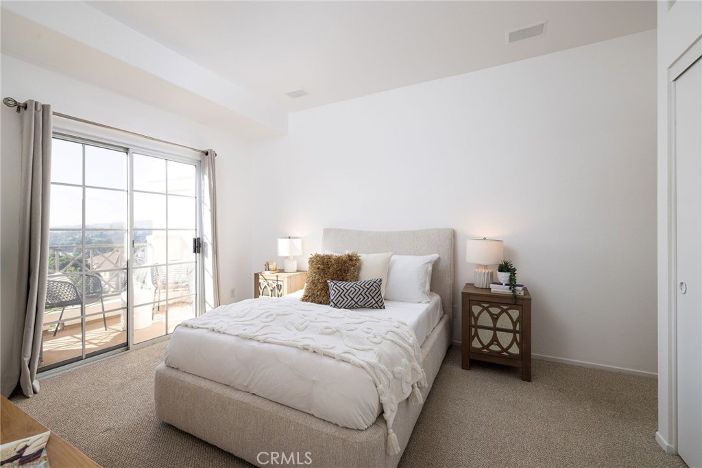 Breakers (BB) (BBB) - Residential