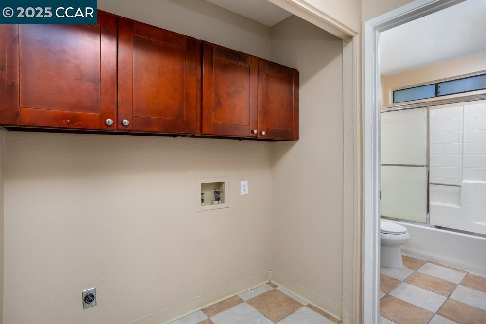 OAKLEY RANCH - Residential