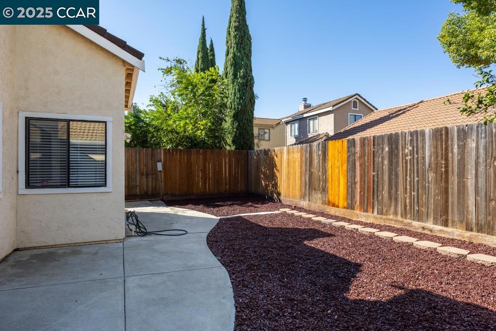 OAKLEY RANCH - Residential