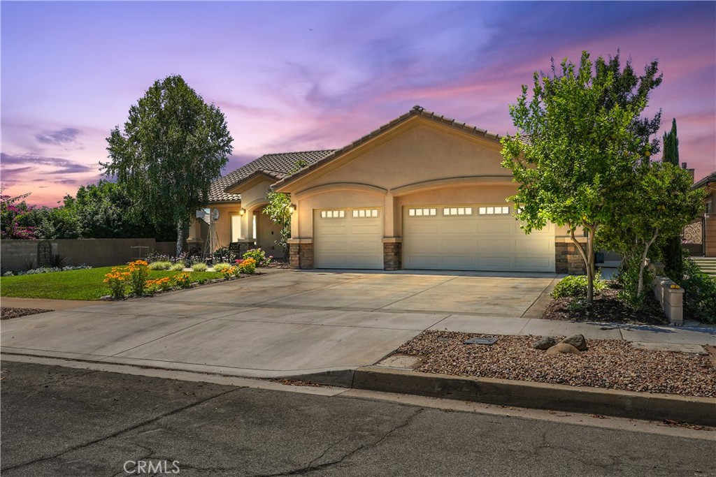 This spacious single-story home features 4 bedrooms, 3 full bathrooms, and 2,631 square feet of thoughtfully designed living space. Built in 2014, it welcomes you with an open layout filled with natural light and seamless flow between the living, dining, and family rooms.
The kitchen is a standout, offering a large central island, extended counter space with a wine fridge, a gas stove, and abundant storage. It connects effortlessly to the family room and opens to the backyard—ideal for both daily living and entertaining.
The light-filled primary suite boasts an oversized walk-in closet and a luxurious ensuite with a step-in shower, soaking tub, and dual vanity sinks. The additional bedrooms are generously sized, and the oversized laundry room offers excellent storage and functionality.
Step outside to enjoy a private backyard retreat complete with a built-in BBQ, a pool with an adjoining spa, and beautifully landscaped grounds—perfect for relaxing, entertaining, or play. Additional highlights include energy-efficient windows, insulated interior walls, and a finished 3-car garage. Situated on an 11,000+ square foot lot, this home blends comfort, style, and room to grow.