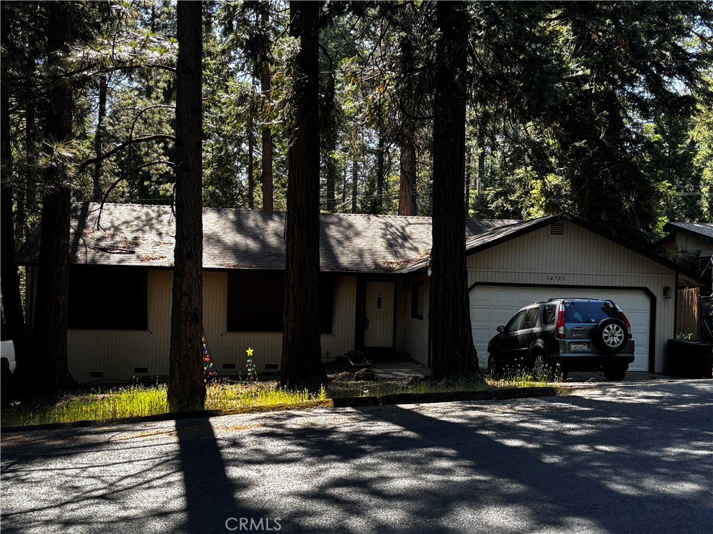 14755 Denise Dr