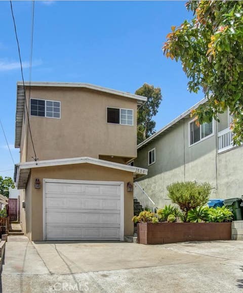 Photo of 1606 Armour LN, Redondo Beach, CA 90278 (MLS # AR26137662)