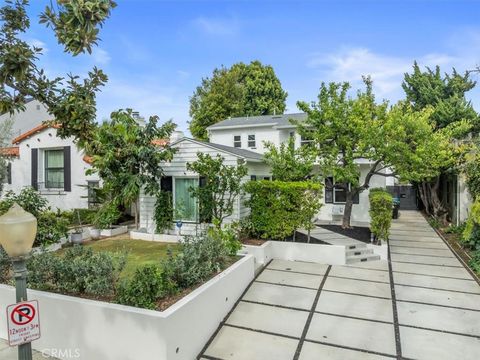 Photo of 1320 Thayer Ave, Los Angeles, CA 90024 (MLS # SB26080478)