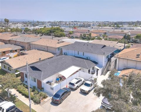 735 James Street Costa Mesa CA 92627