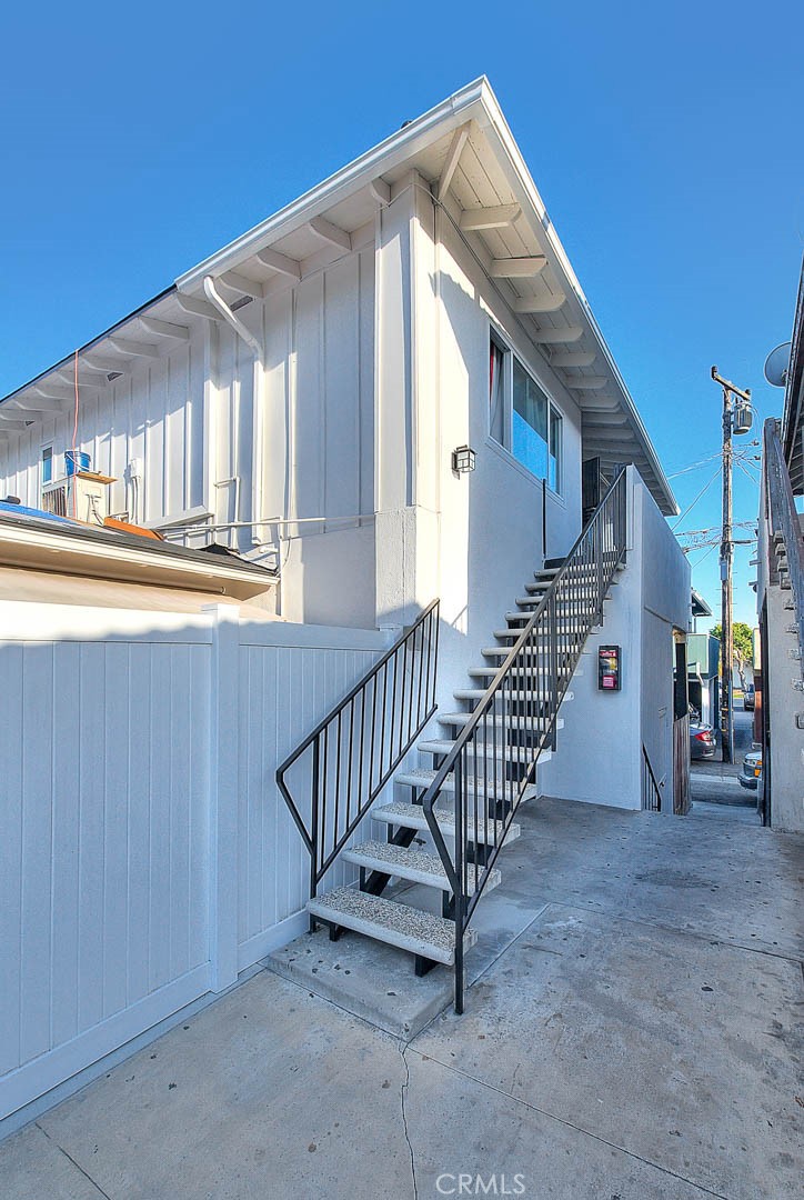 735 James Street