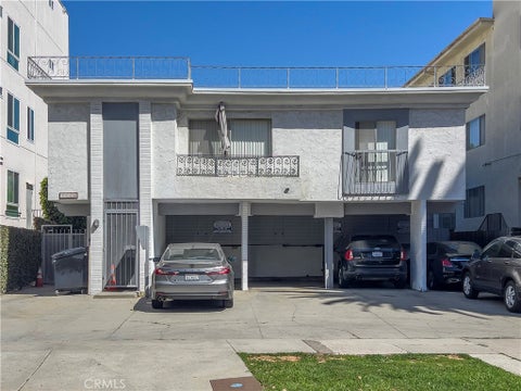 Photo of 2036 S Bentley AVE, Los Angeles, CA 90025 (MLS # SR26146922)