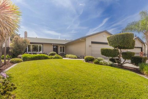 Photo of 78 Southport Court, San Jose, CA 95138 (MLS # ML82043070)