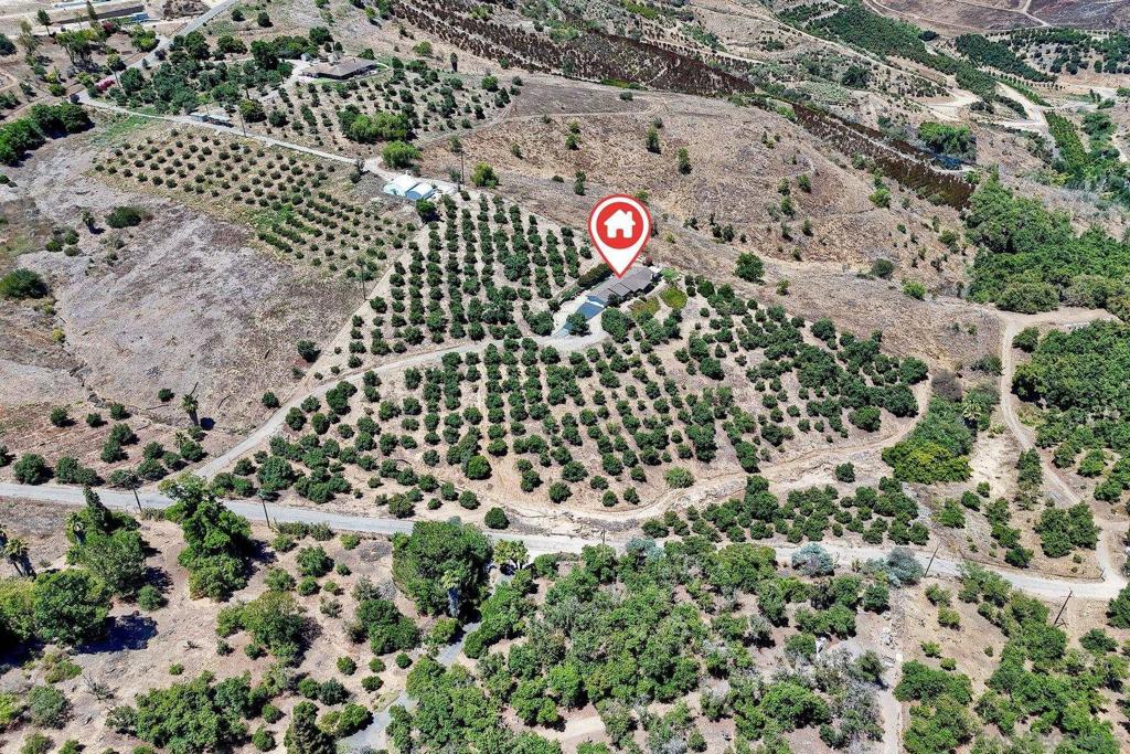 Properties 2 1070 El Paseo