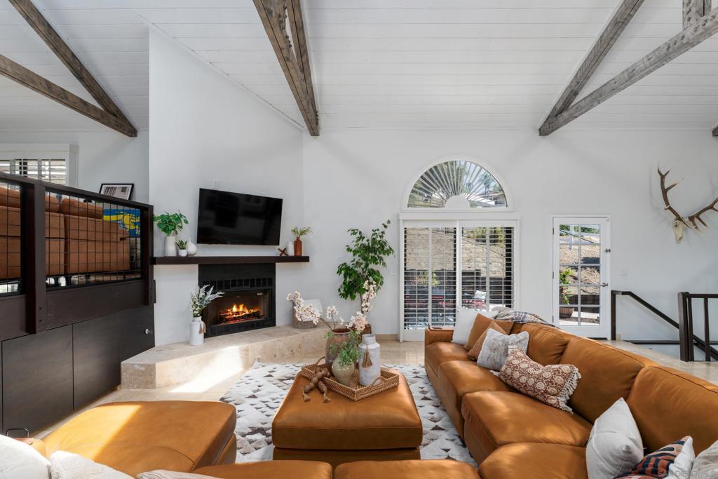 9844 Lorraine Ridge Trail